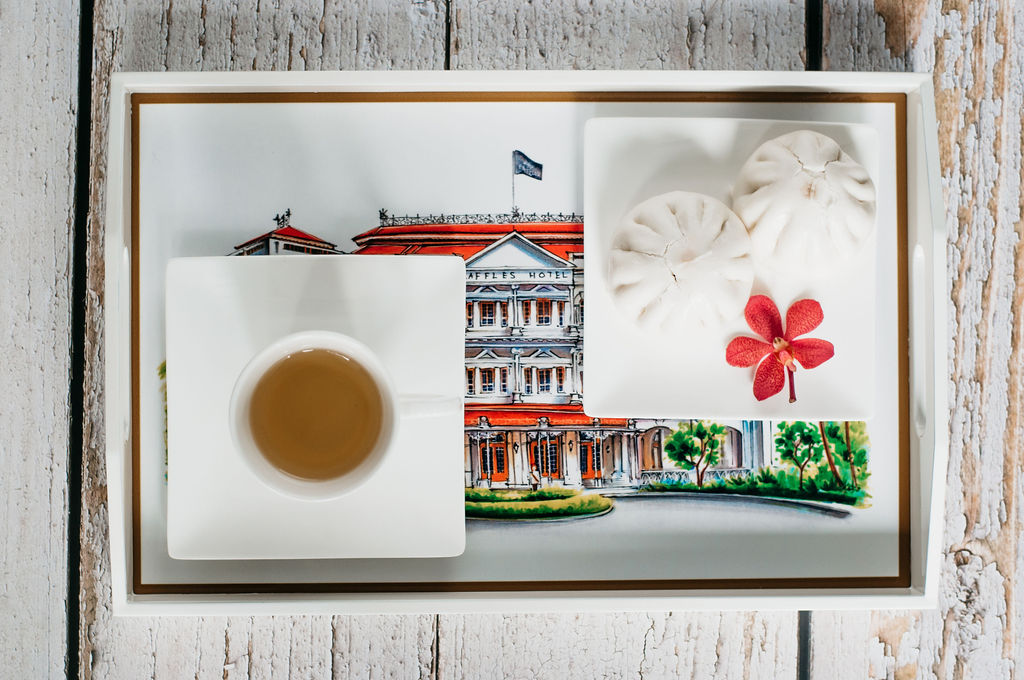 Singapore Themed White Lacquer Tray - Raffles